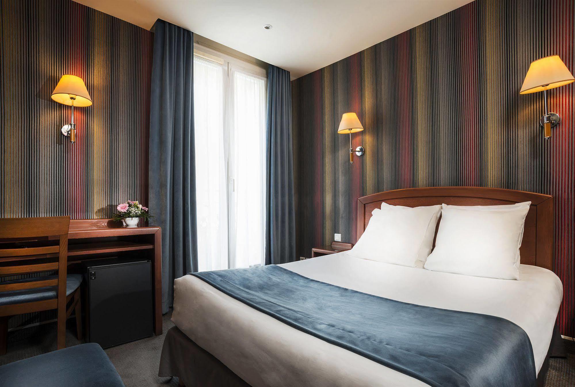 Hotel Charlemagne Neuilly-sur-Seine Habitación foto